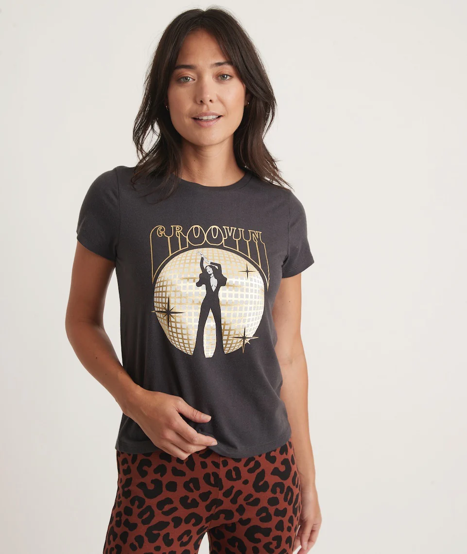 Respun Graphic Classic Crew in Faded Black