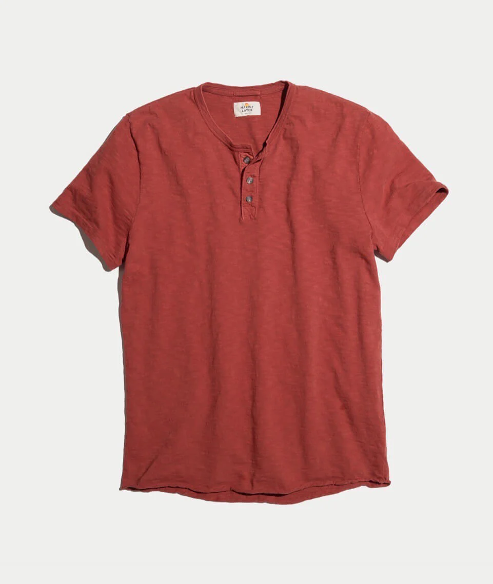 Shortsleeve Henley in Rosewood