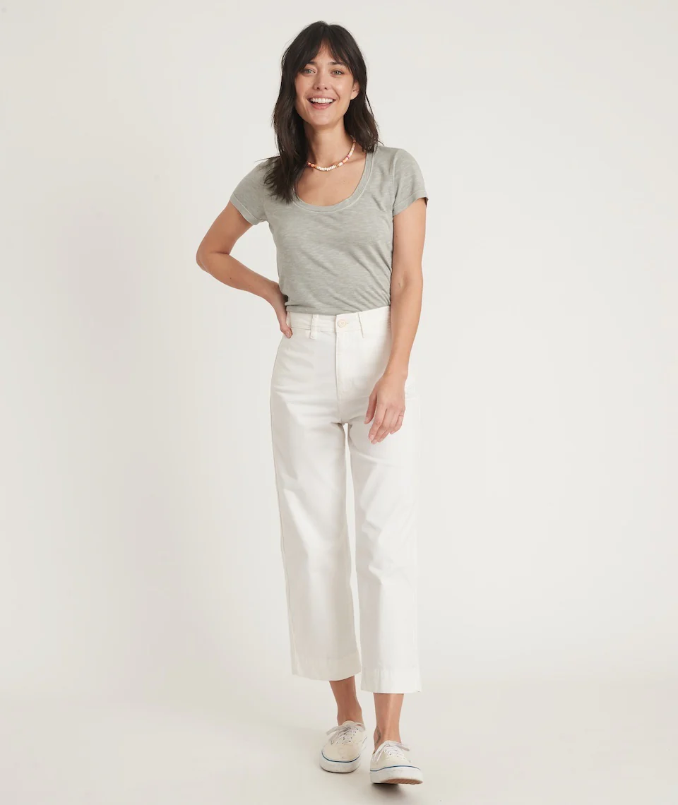 Scoop Neck Tee in Vetiver