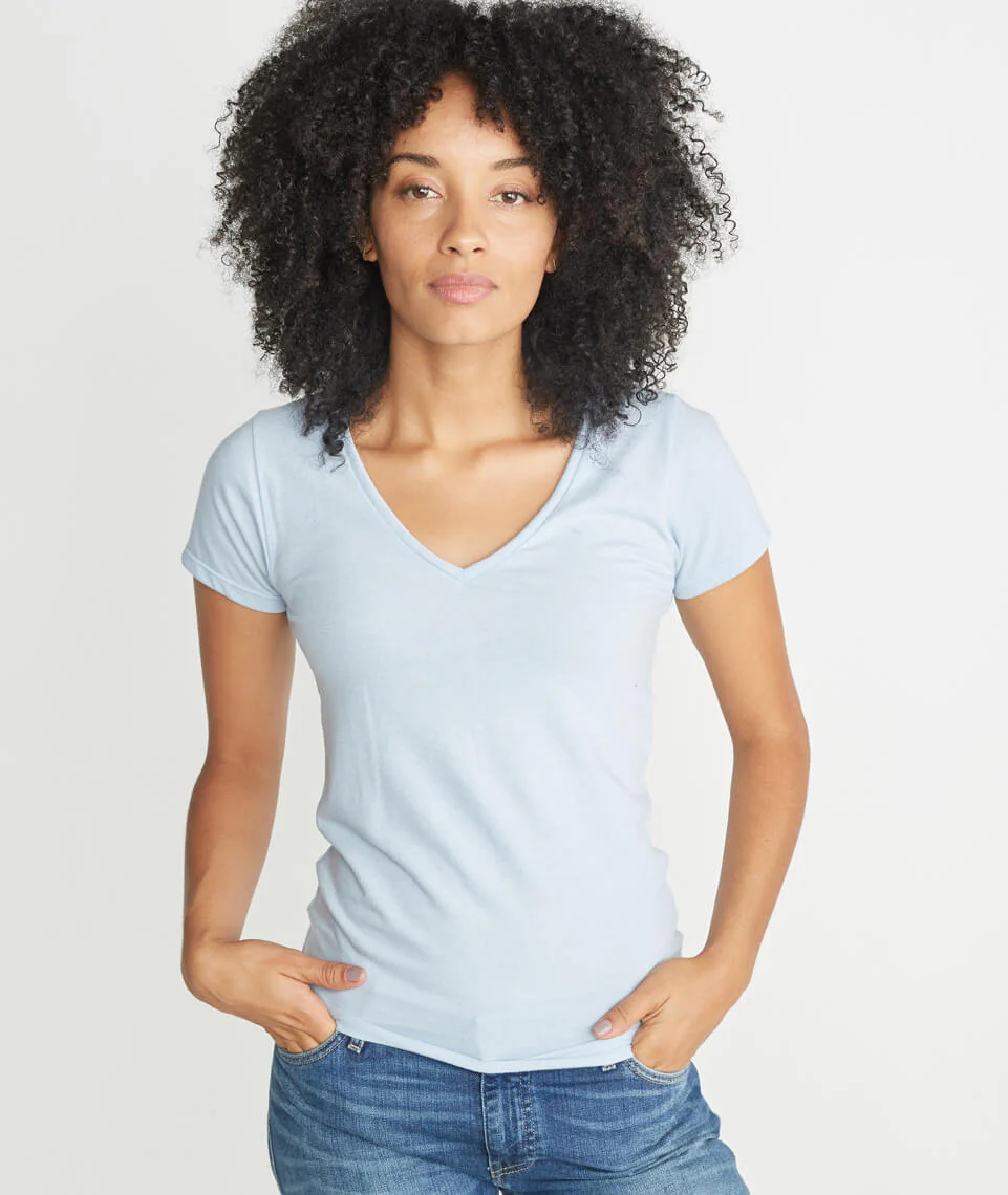 V-Neck in Carolina Blue