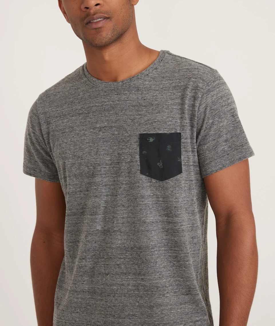 Signature Pocket Tee in Heather Grey Neps