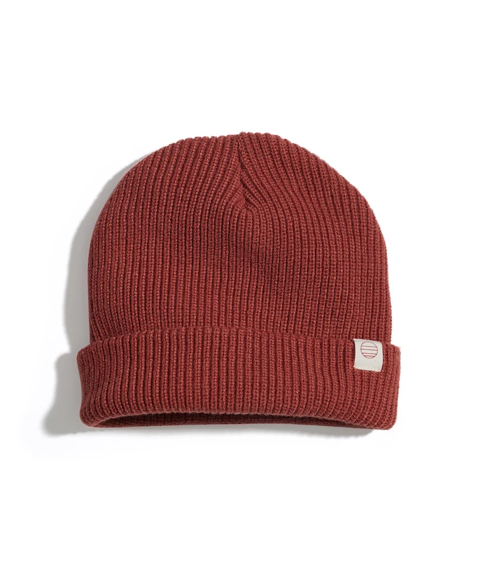 Tahoe Beanie in Barn Red