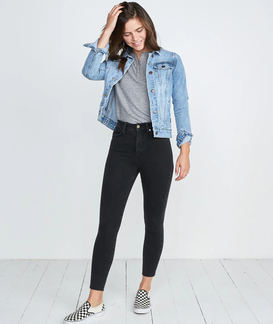 Double Knit Henley in Heather Grey