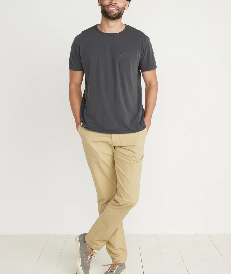 Saddle Pocket Tee in Faded Black