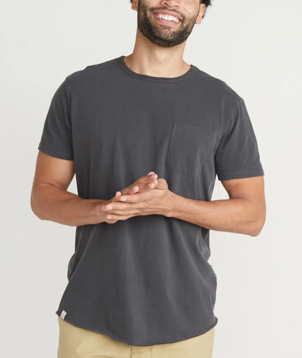 Saddle Pocket Tee in Faded Black