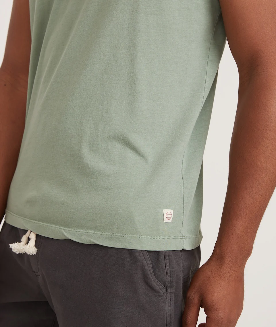 Signature Crew Tee in Hedge Green