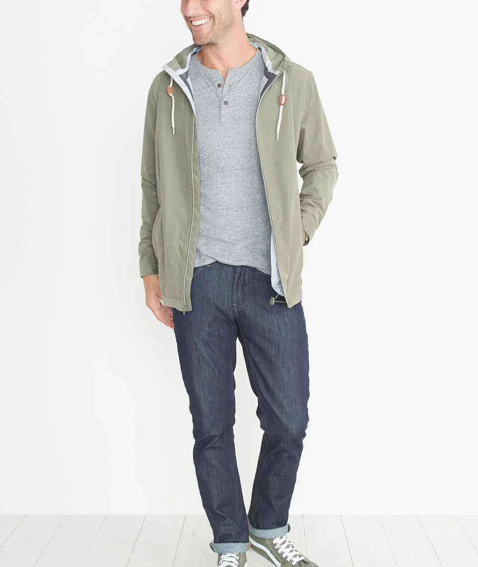 Alta Shell in Worn Olive