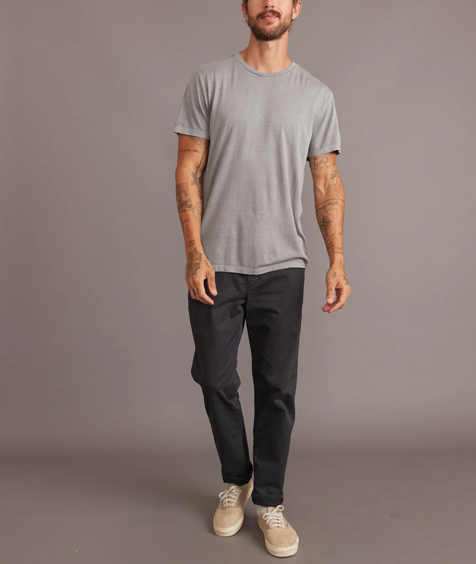 Signature Crew Tee in Frost Grey