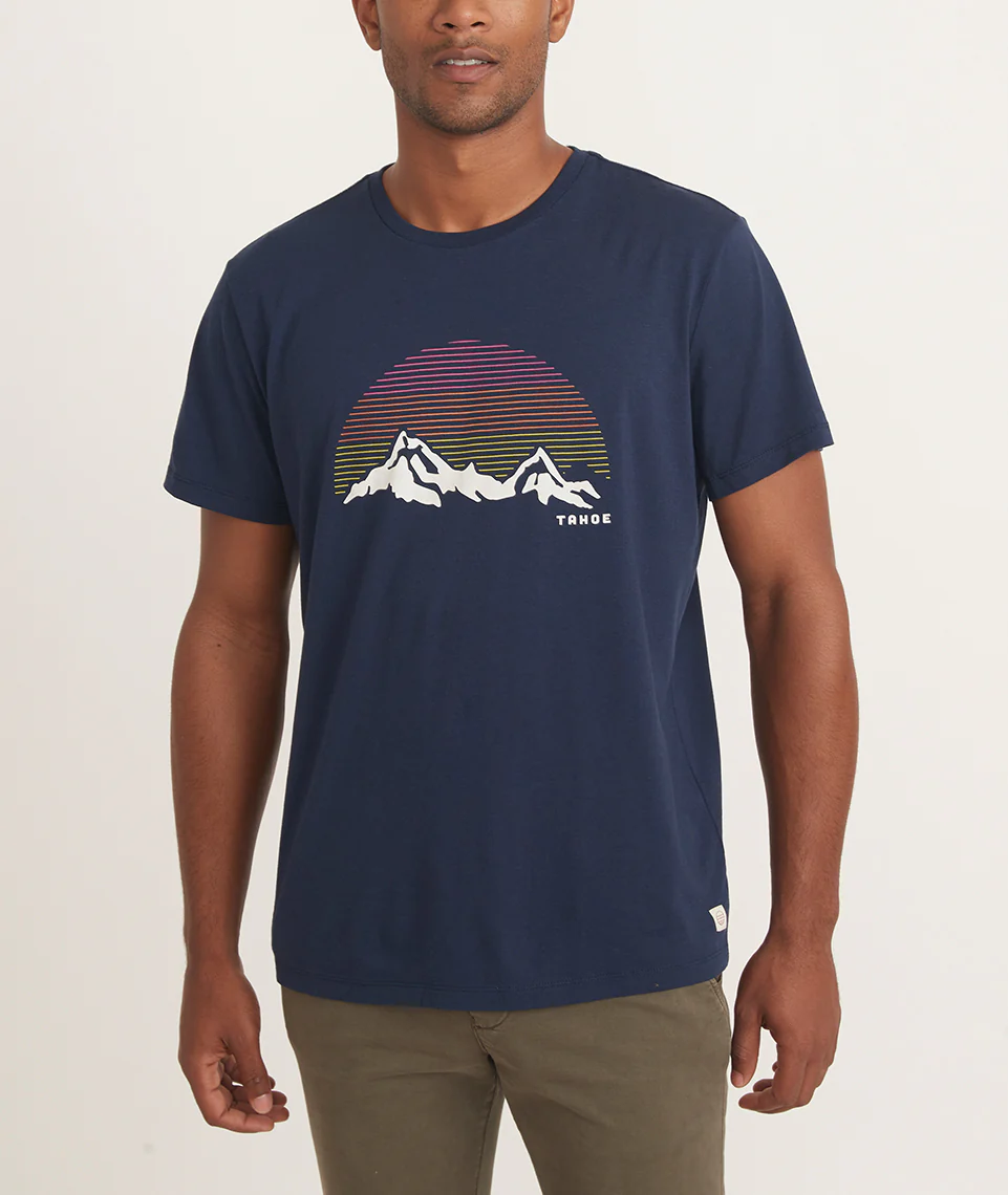 Signature Crew Graphic Tee in Black Iris