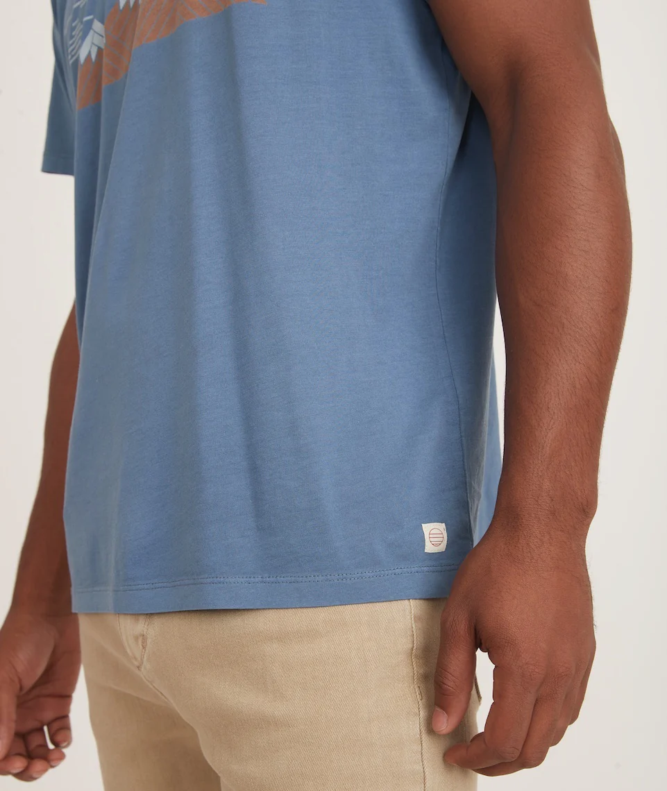 Signature Crew Graphic Tee in China Blue
