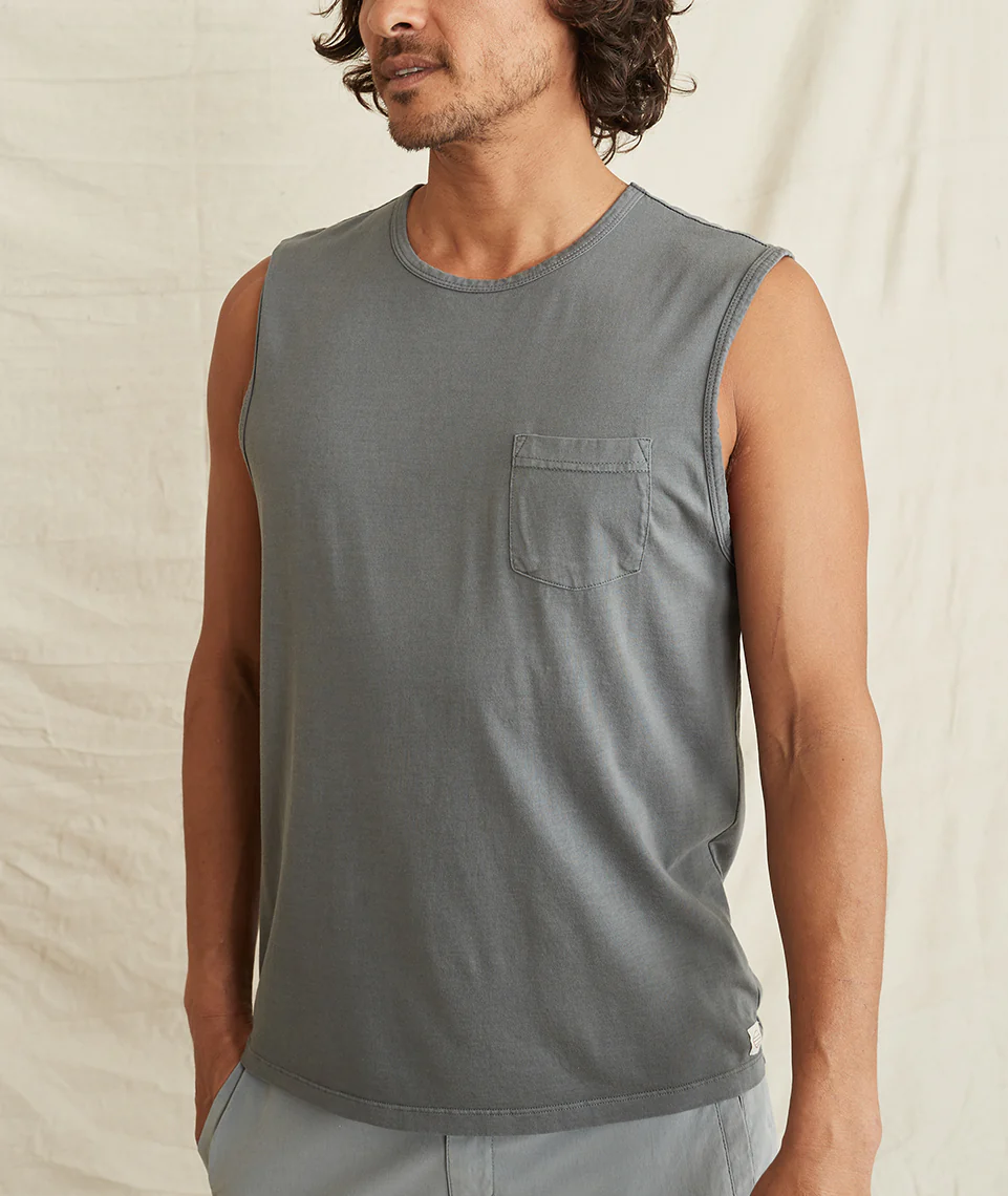 Arturo Muscle Tank in Faded Black