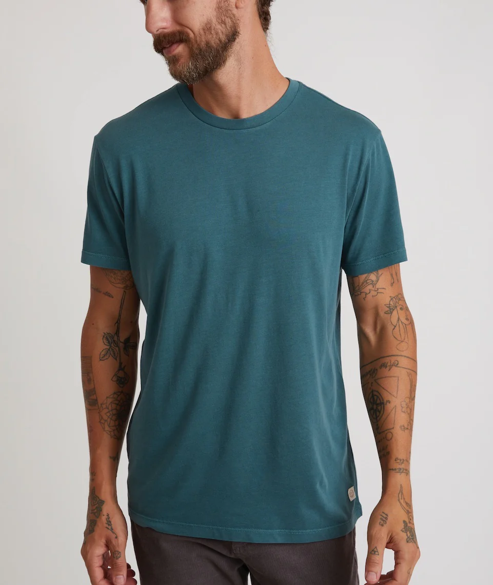 Signature Crew Tee in Ponderosa Pine