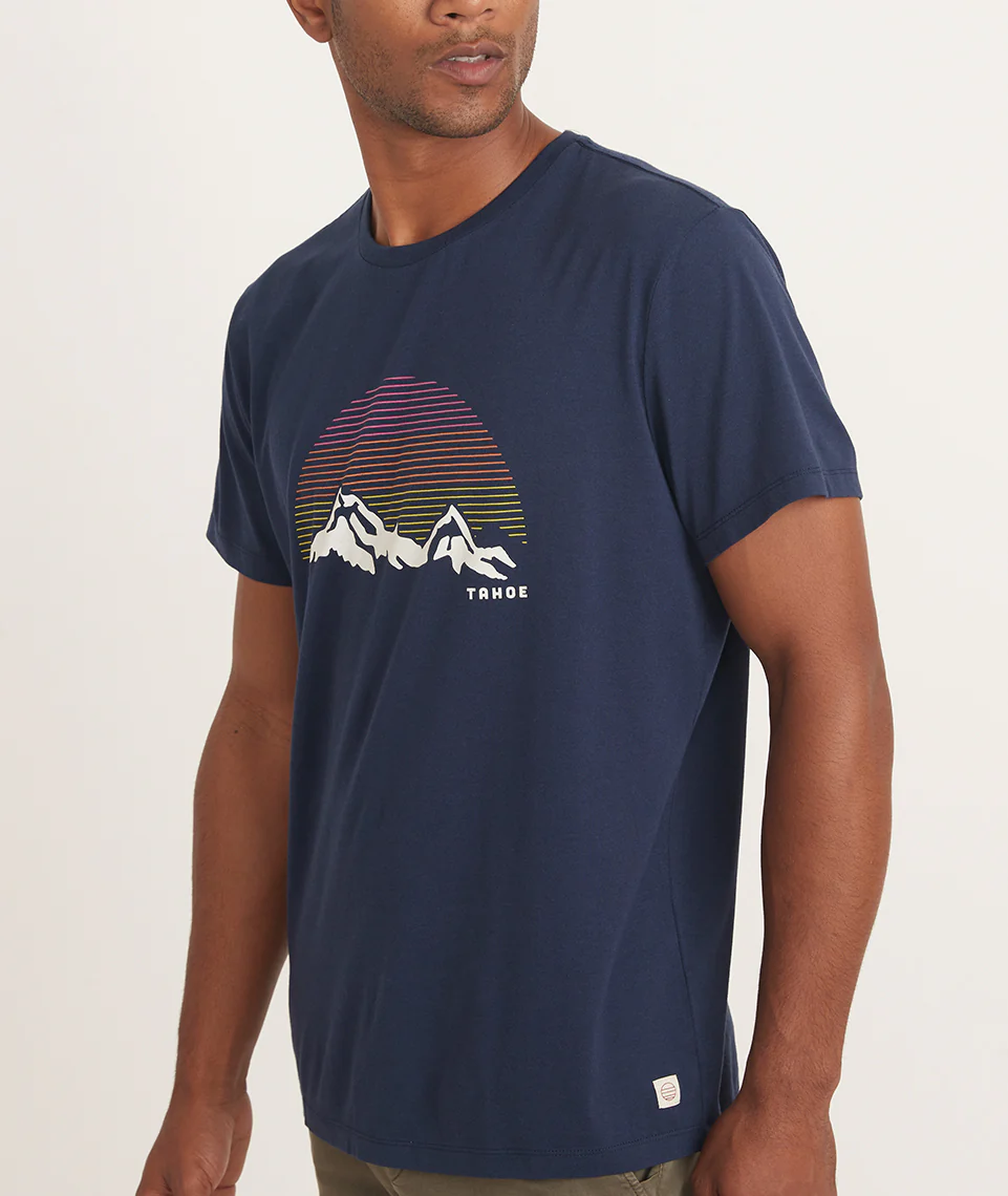 Signature Crew Graphic Tee in Black Iris