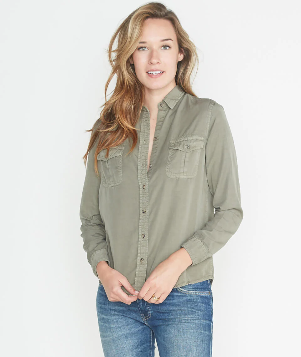 Hadley Button Down in Worn Olive