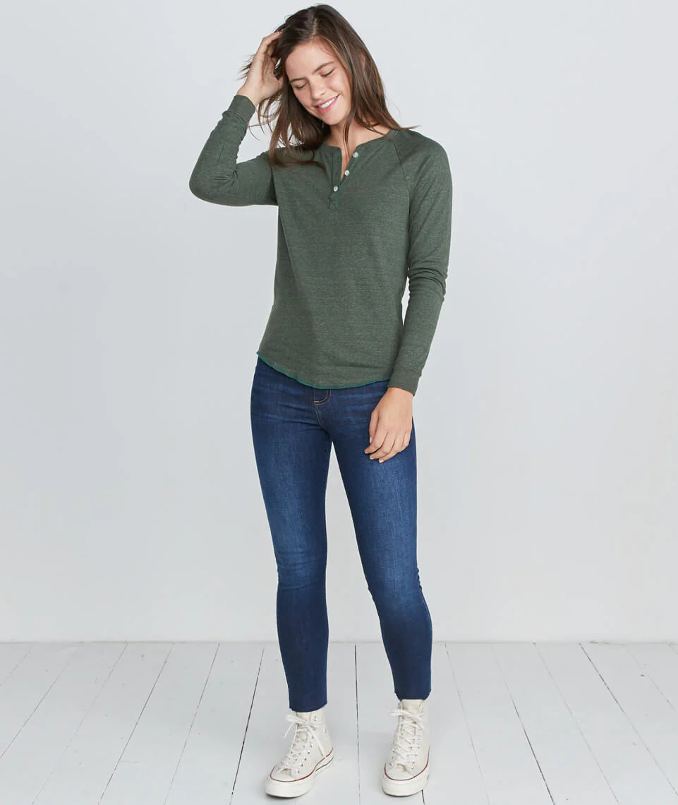 Double Knit Henley in Moss