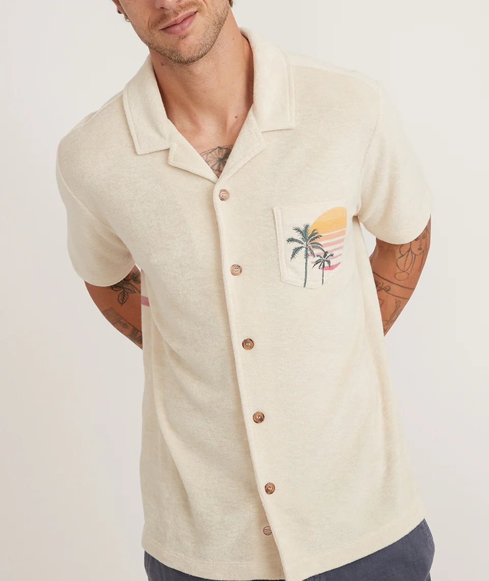 Short Sleeve Terry Out Resort Shirt in Creme Brulee Print