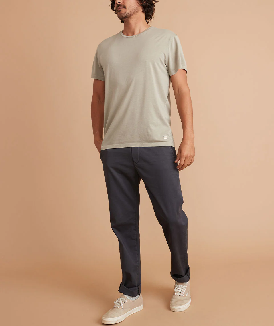 Signature Crew Tee in Chinchilla