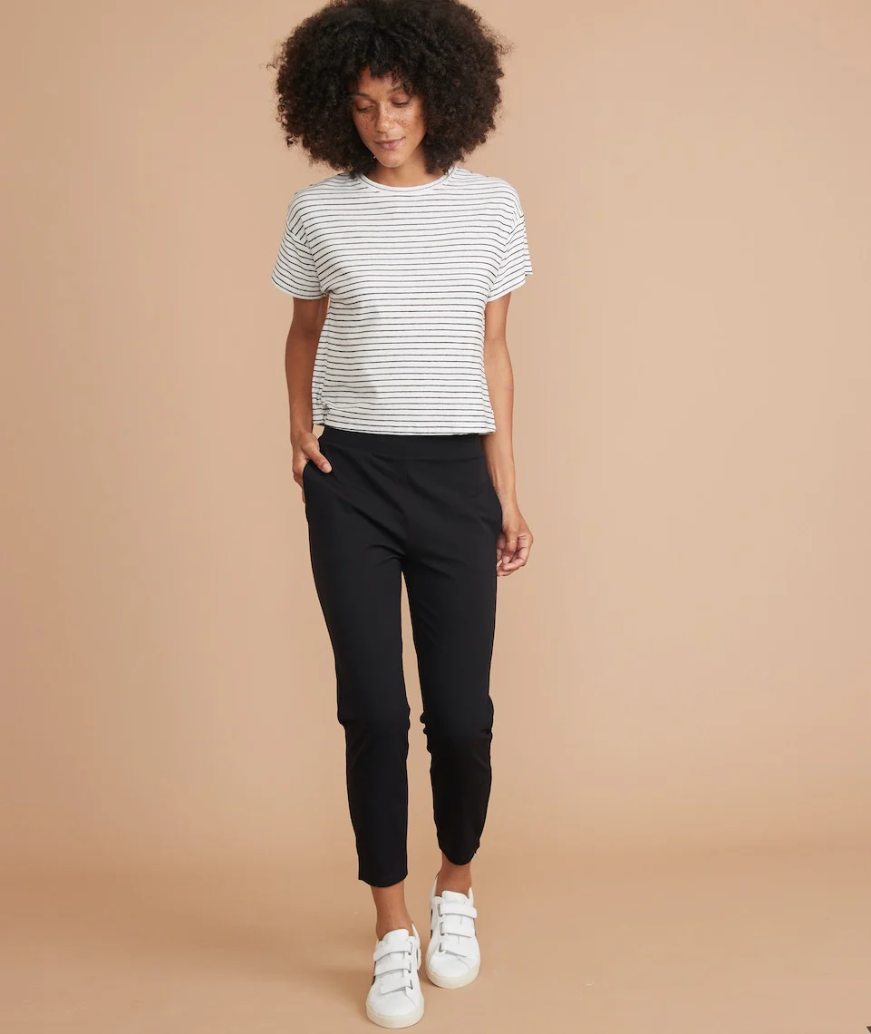 Drift Jogger in Black