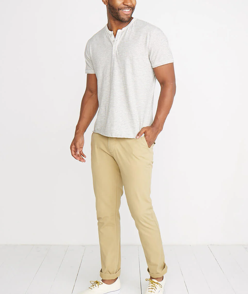 Shortsleeve Henley in Natural/Black