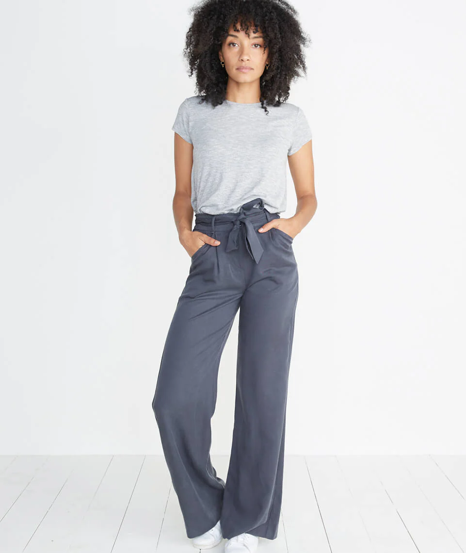Ivy Wide Leg Pant in Faded Black