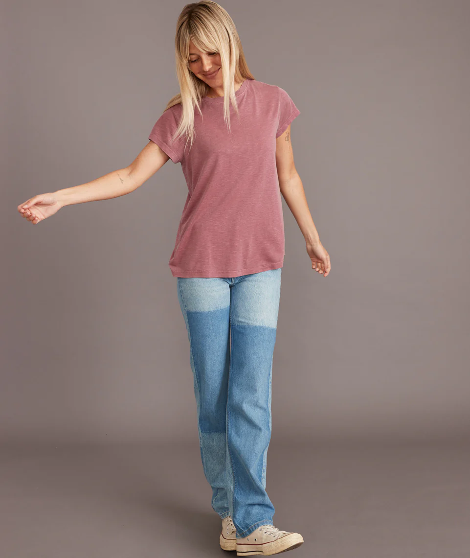 Swing Crew Tee in Rhododendron