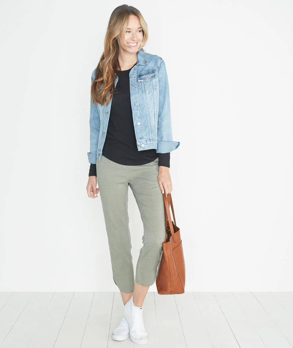 Clover Saddle Longsleeve in Black