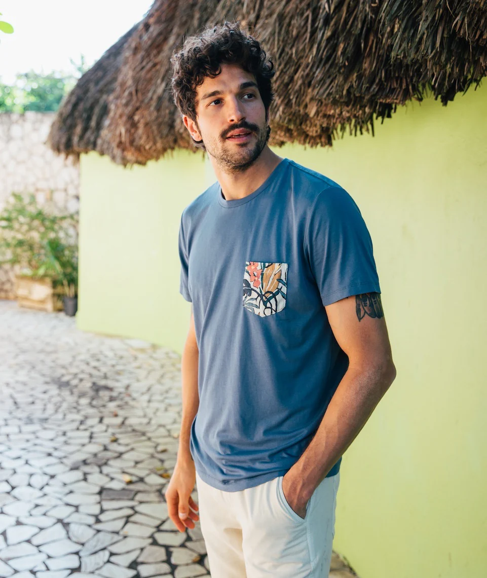 Signature Pocket Tee in Vintage Indigo
