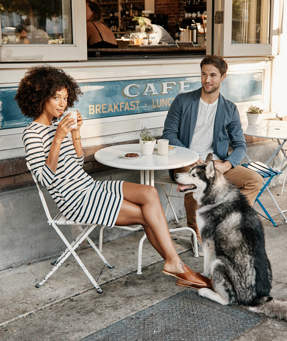 Shortsleeve Henley in Natural/Black