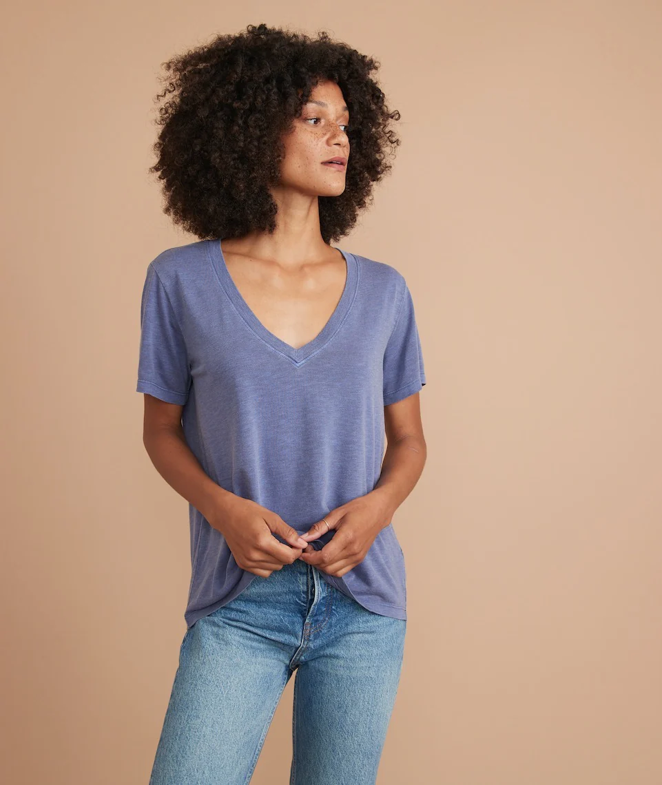 Boyfriend V-Neck Tee in Spectrum Blue