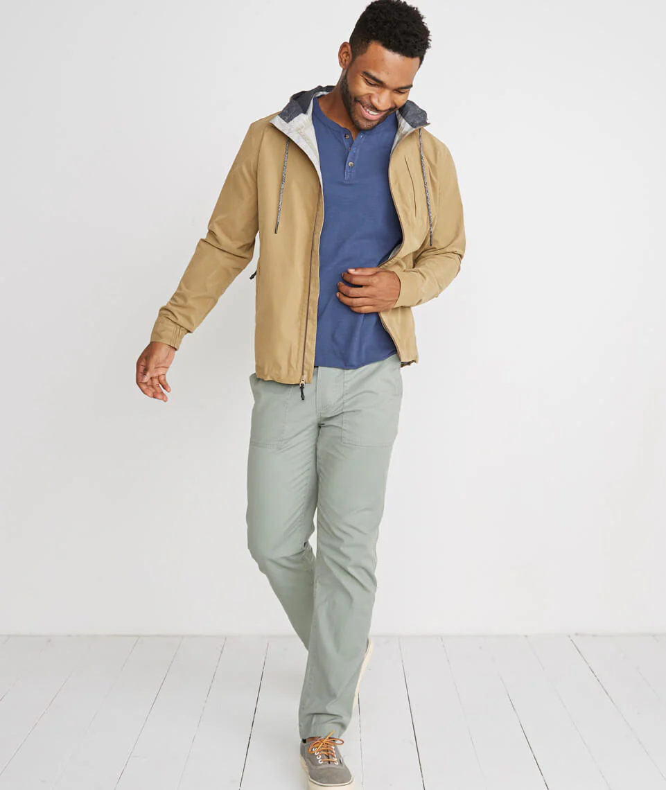 Lightweight Henley in Navy