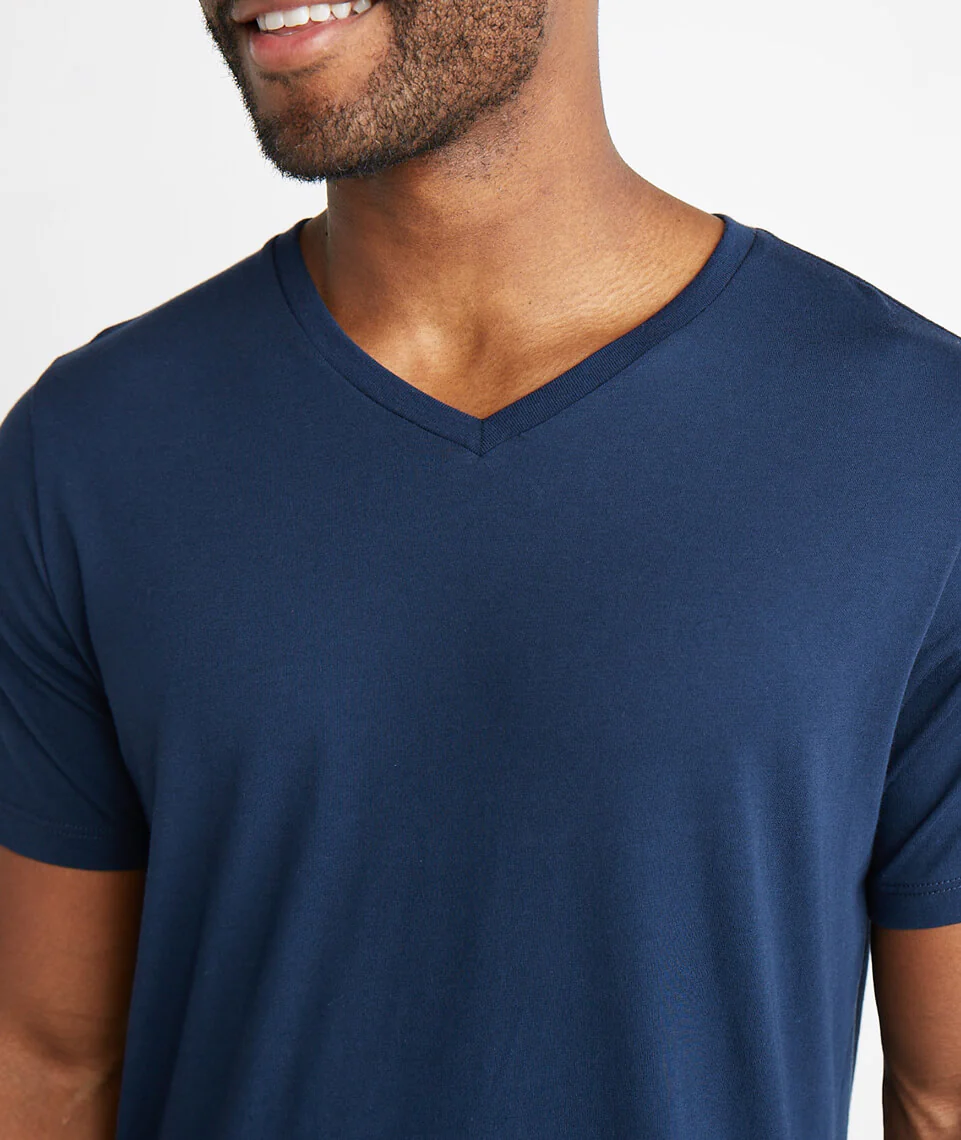 Signature V-Neck Tee in True Navy