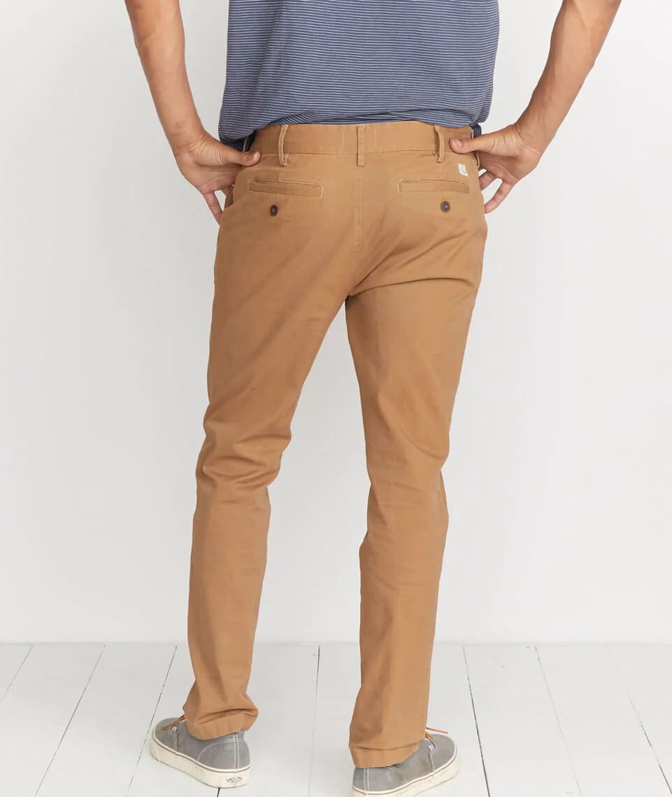 Walk Pant in Deep Khaki