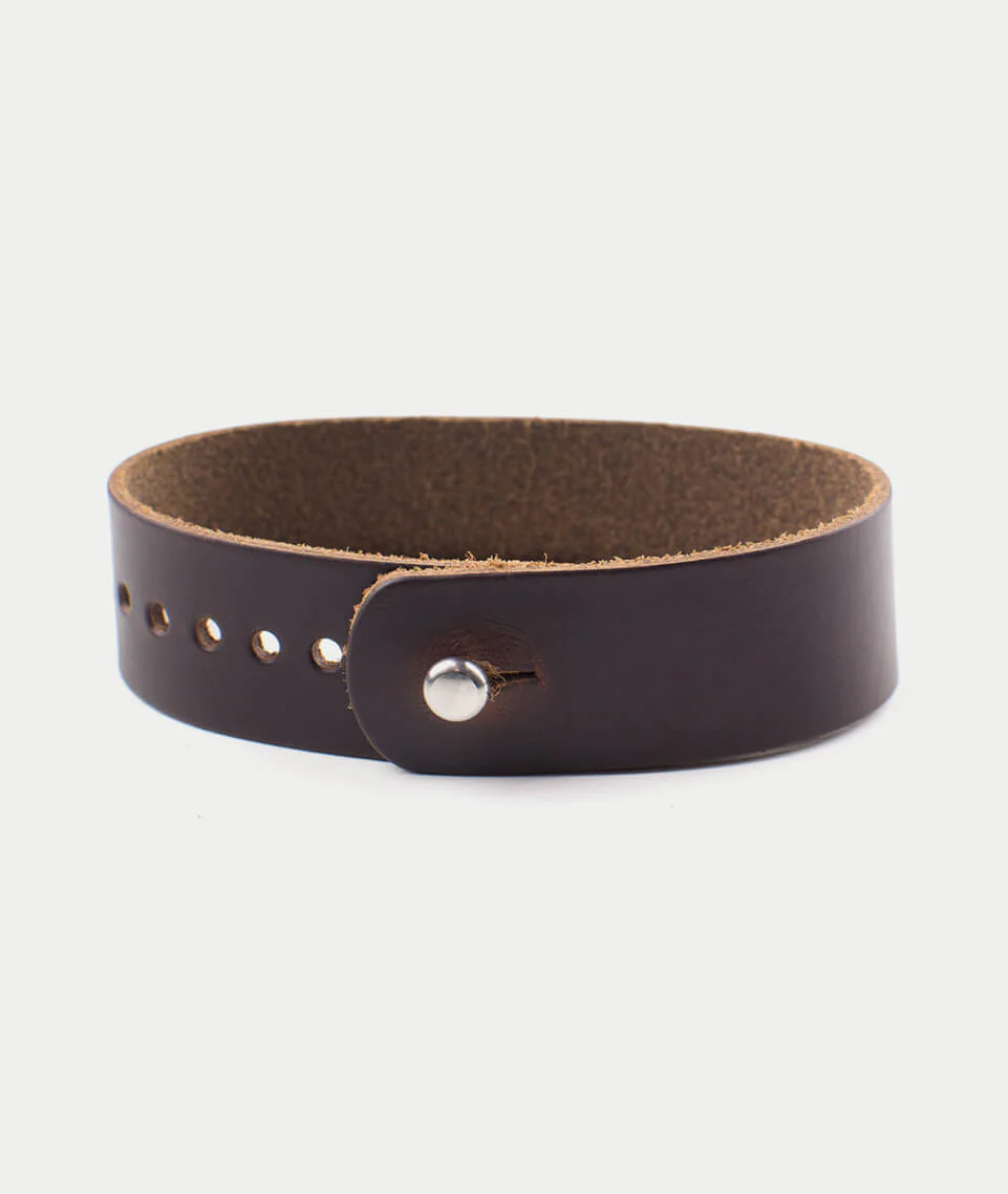 Form.Function.Form Leather Watch Band in Chocolate