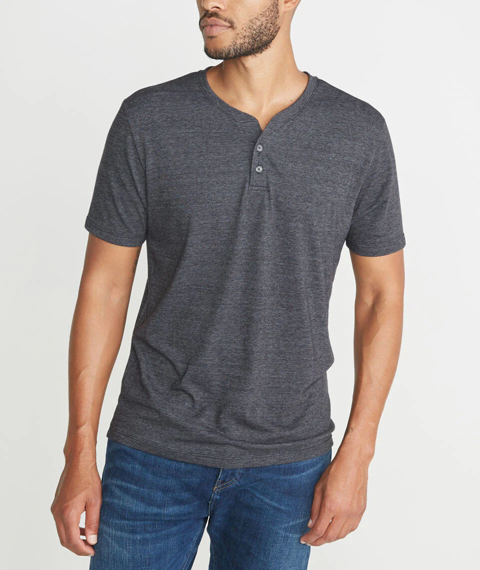 Shortsleeve Henley in Charcoal