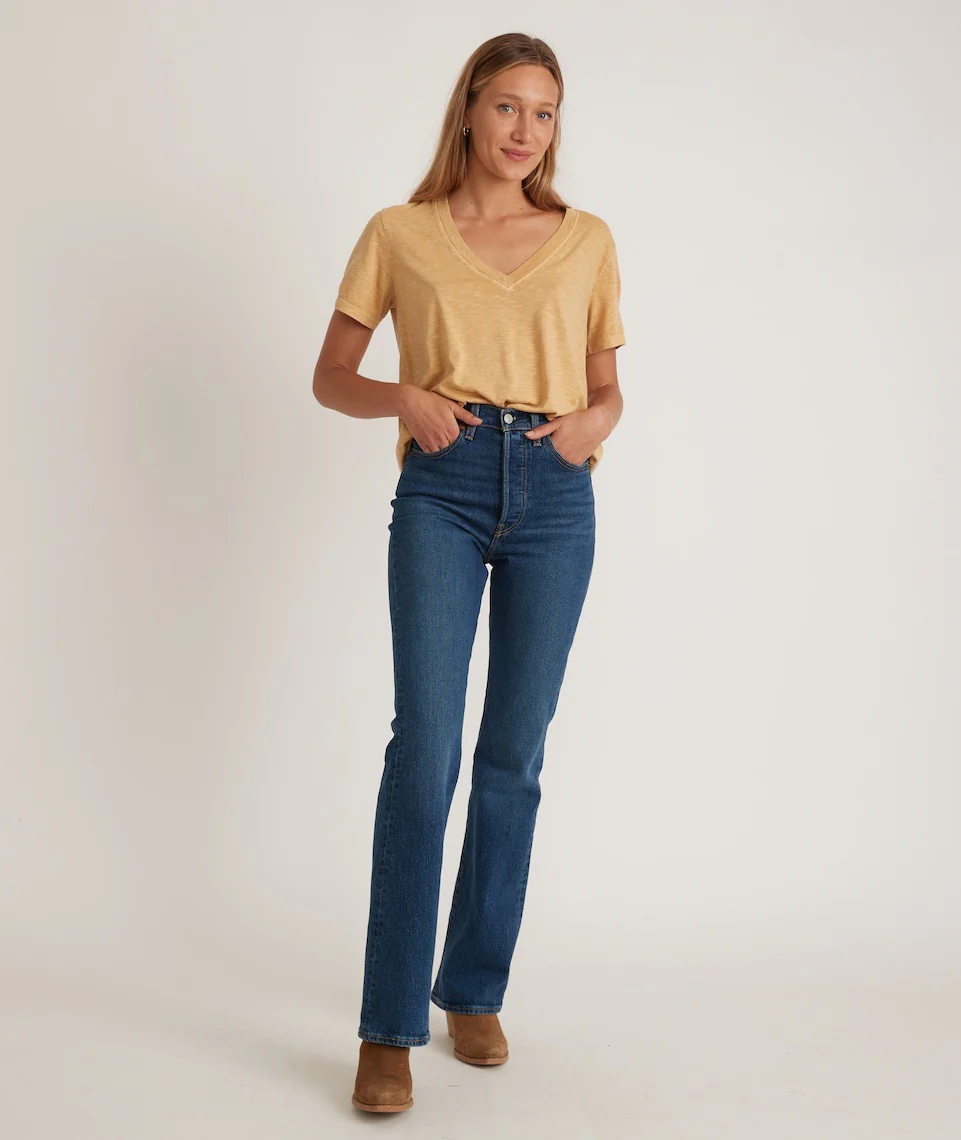 Boyfriend V-Neck Tee in Bright Gold