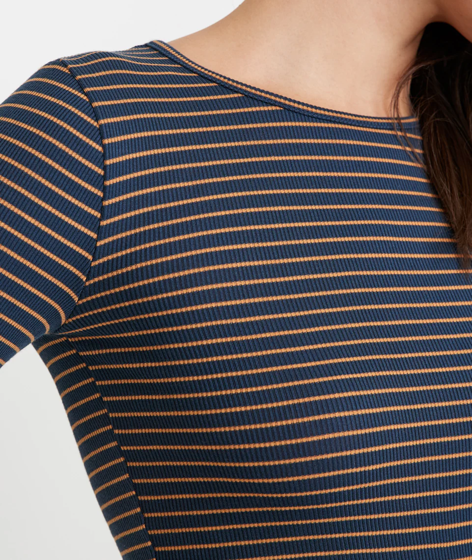 Rib Crew in Navy Blazer/Cashew