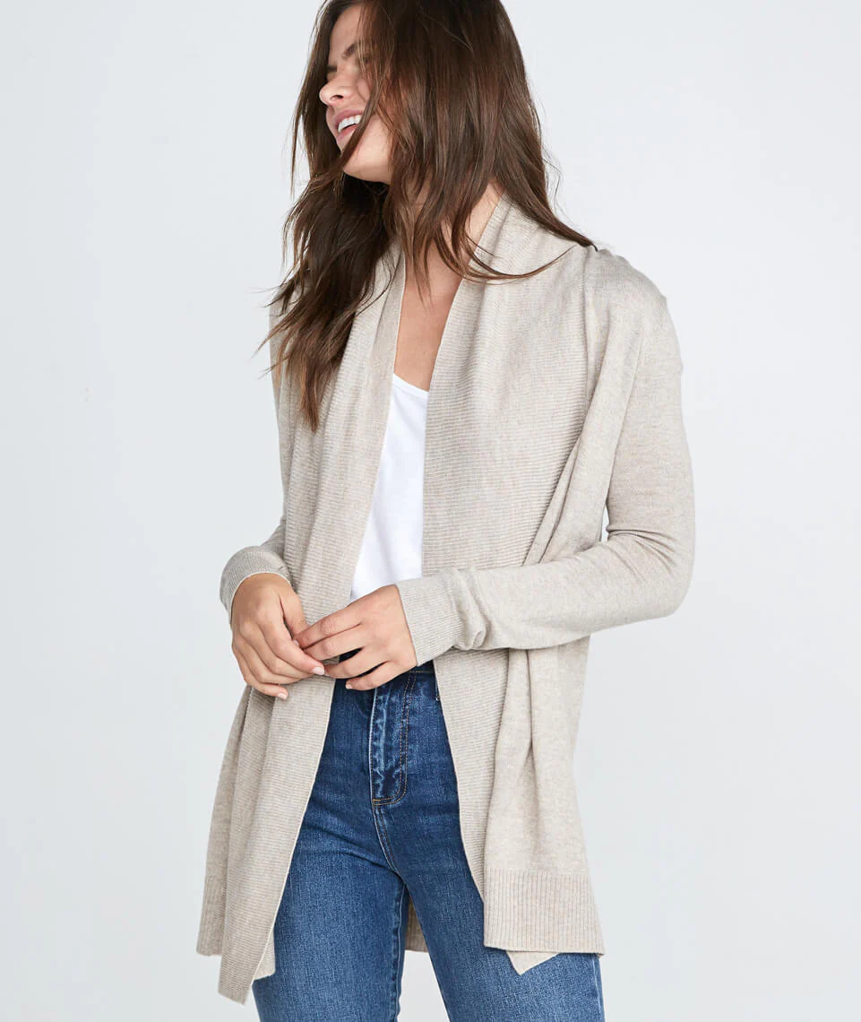 Mae Cardigan in Heather Oat
