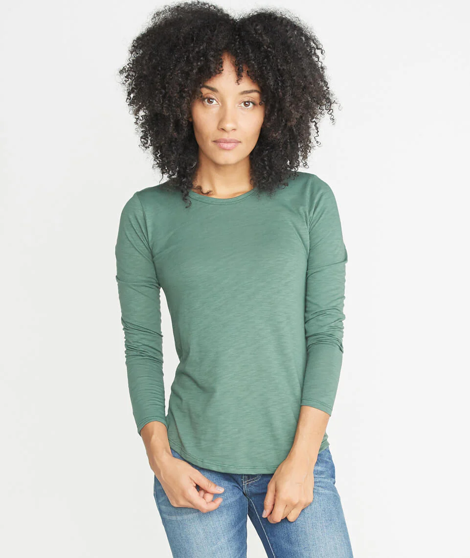 Clover Saddle Longsleeve in Forest Green