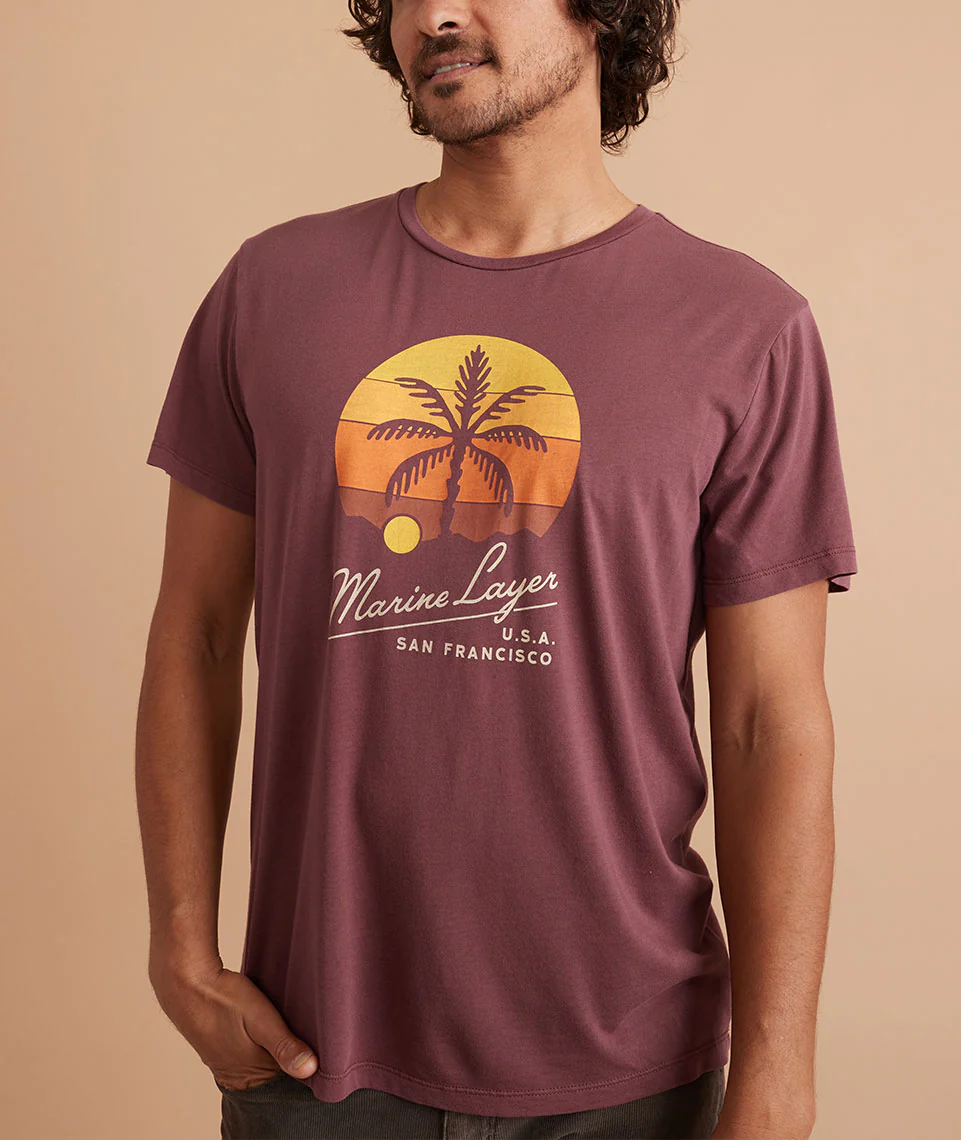 Signature Crew Graphic Tee in Andorra