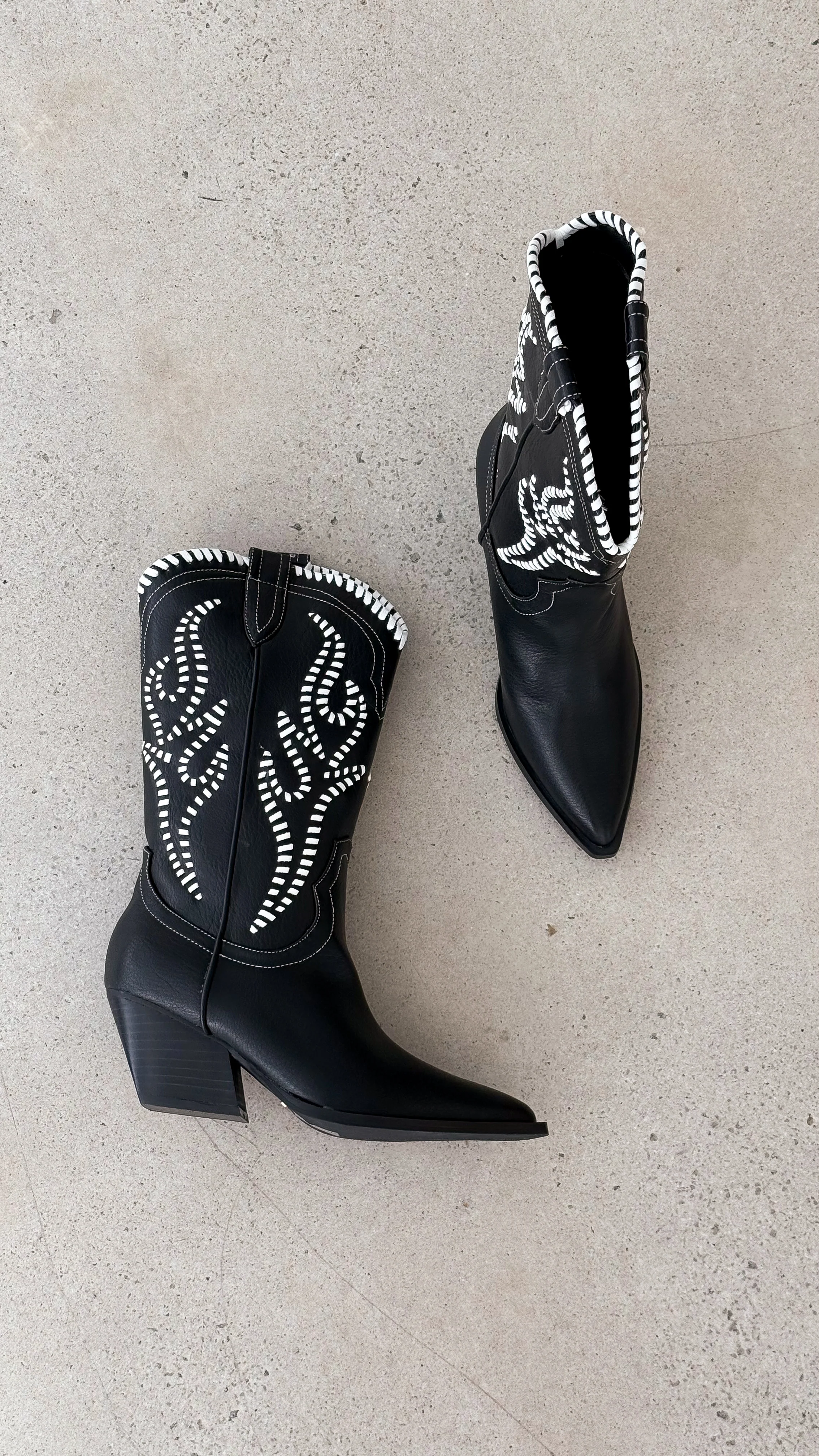 Avalee Boots - Black