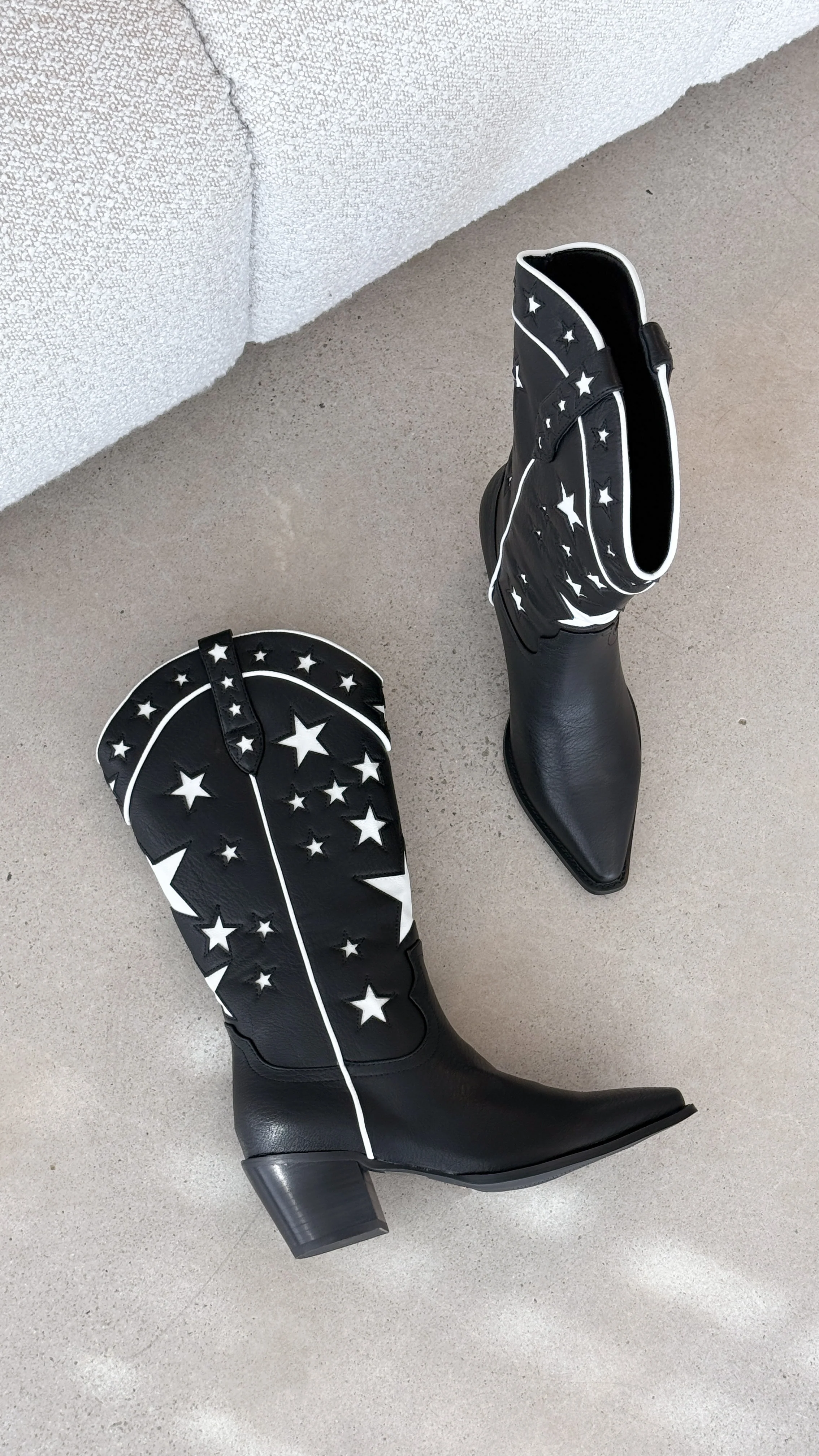 Dollie Boots - Black-White