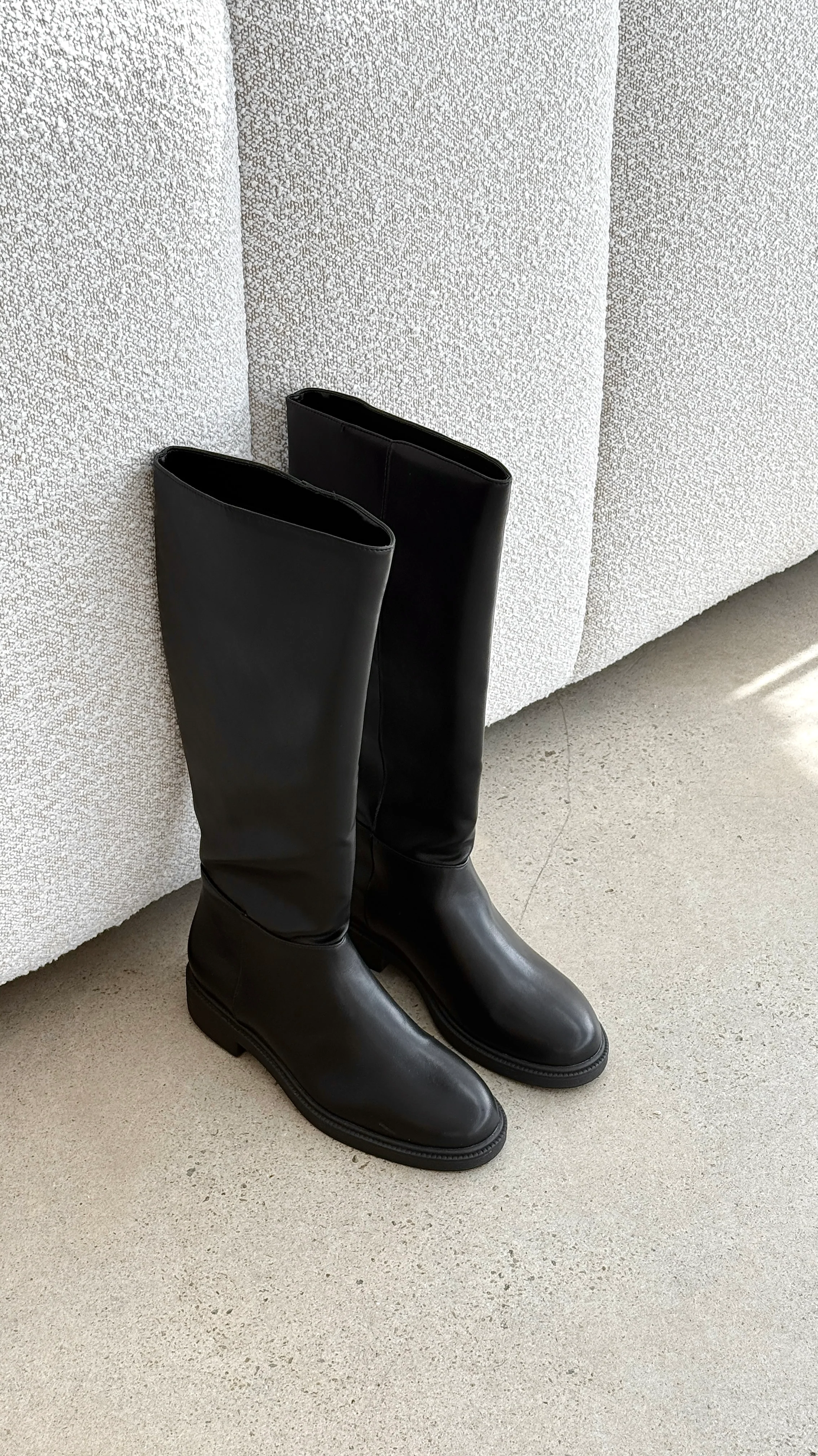 Gwinny Boots - Black