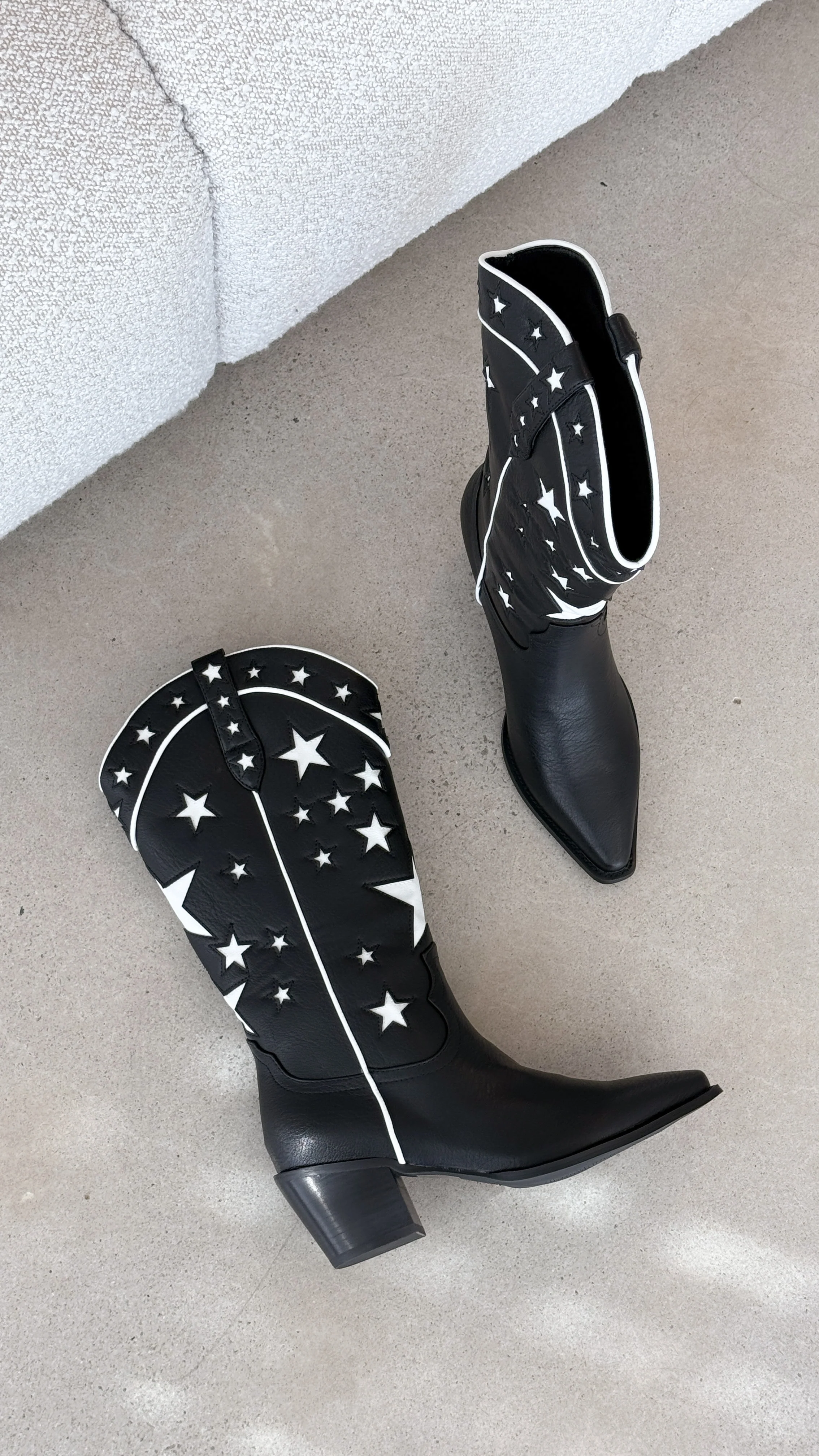 Dollie Boots - Black-White