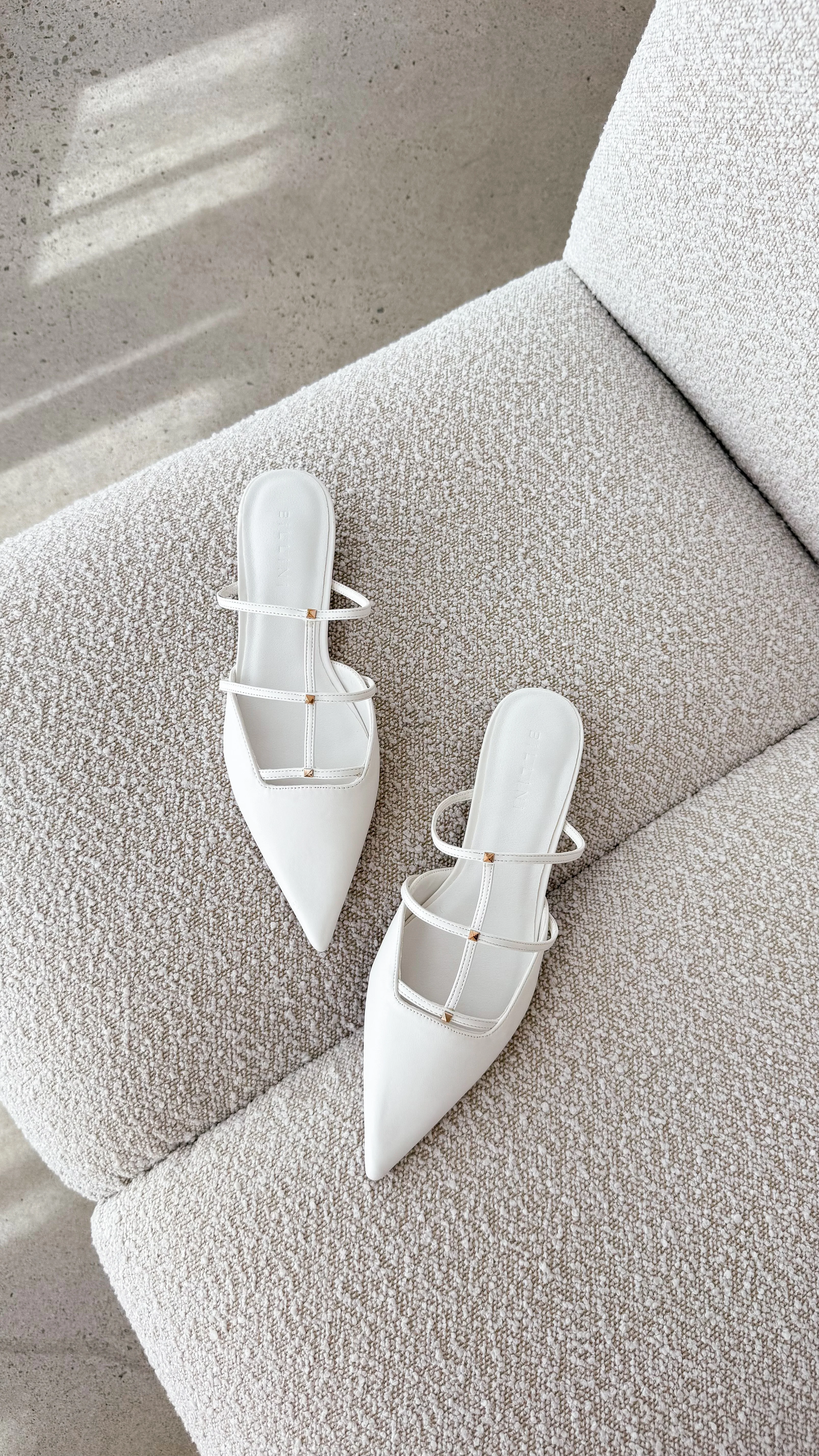 Carver Ballet Flats - White