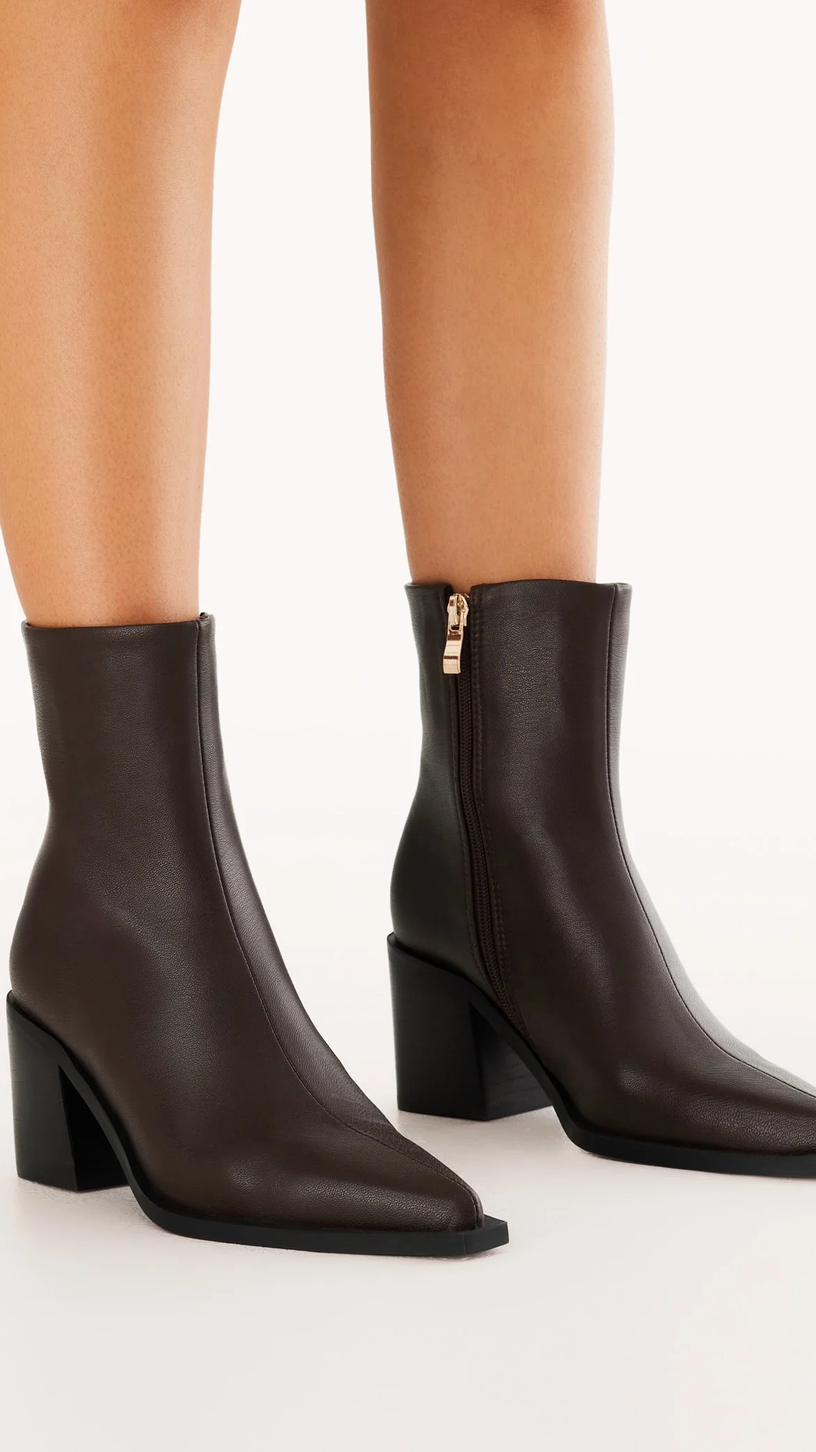 Leanora Boots - Chocolate