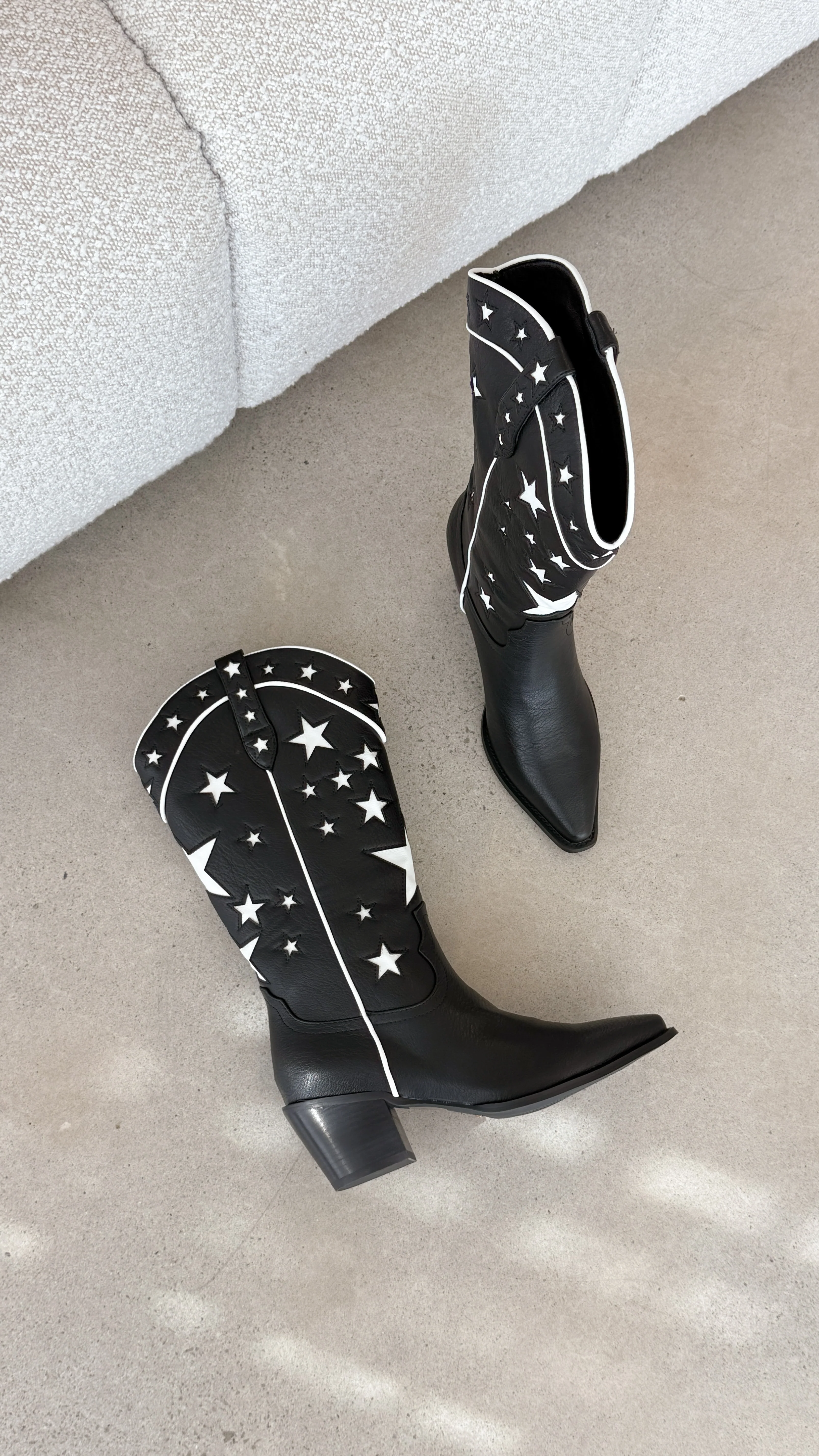 Dollie Boots - Black-White