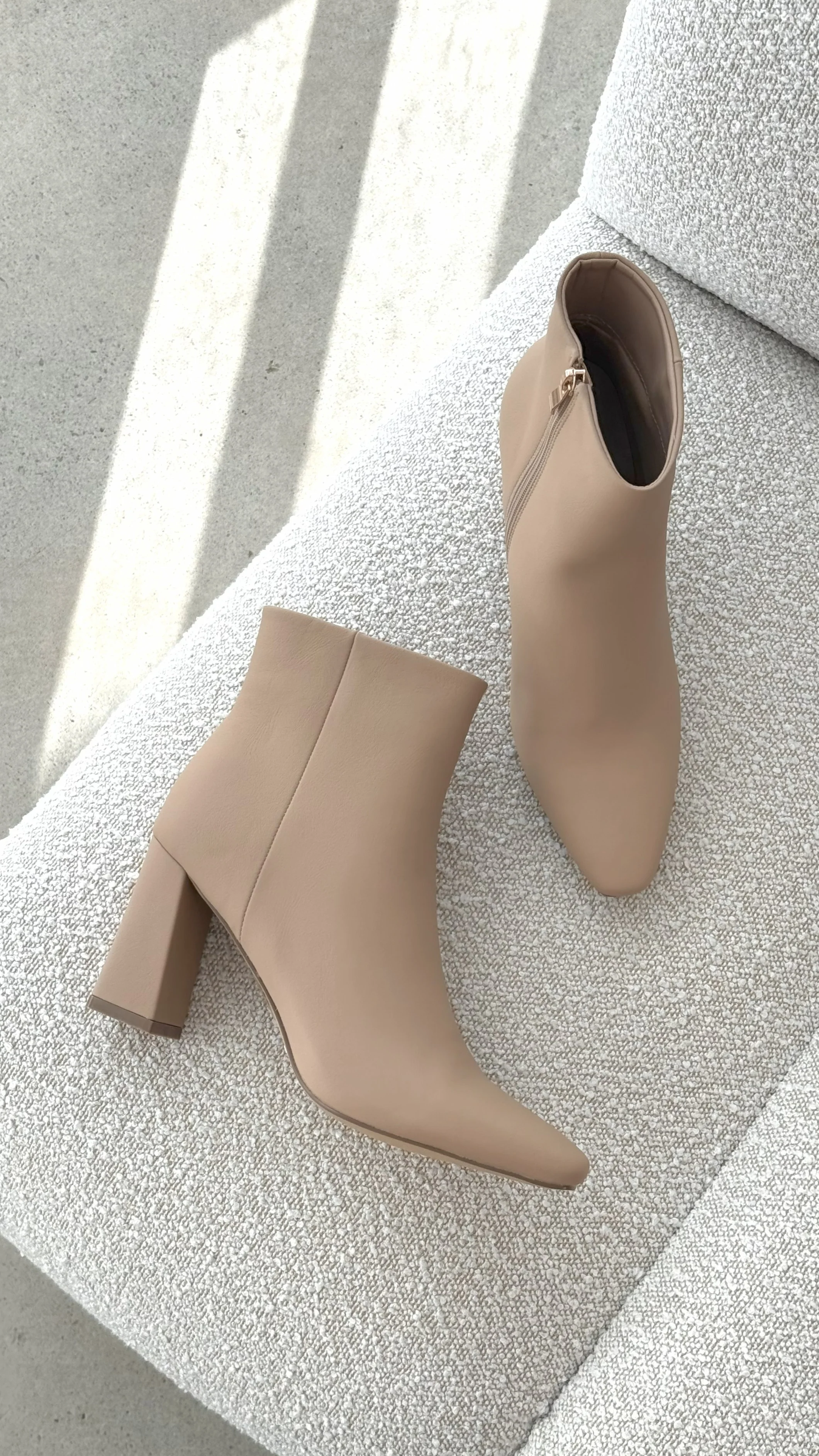 Indeera Boots - Sand