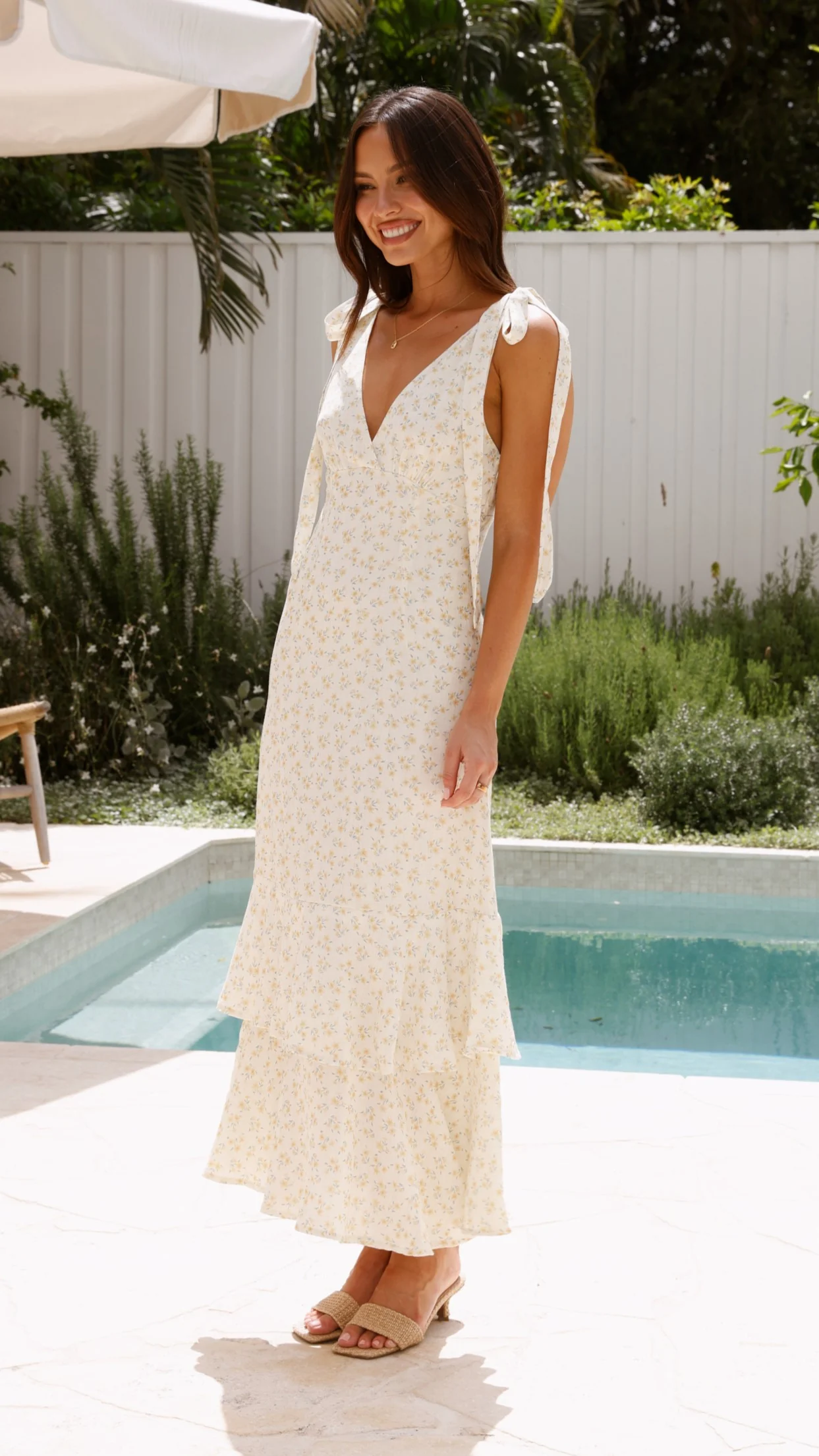 Idana Maxi Dress - Cream / Floral