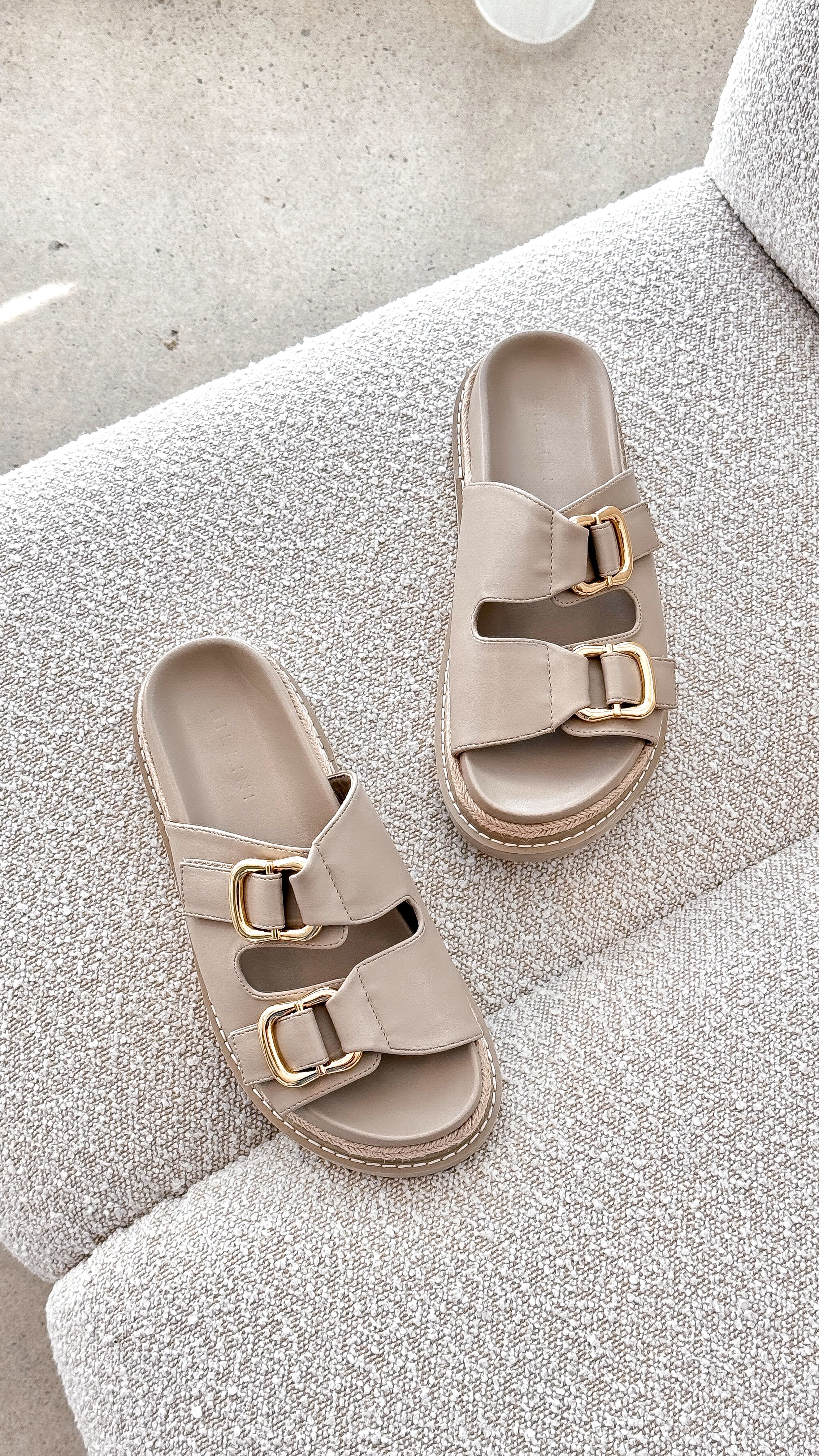 Alessia Slide - Stone