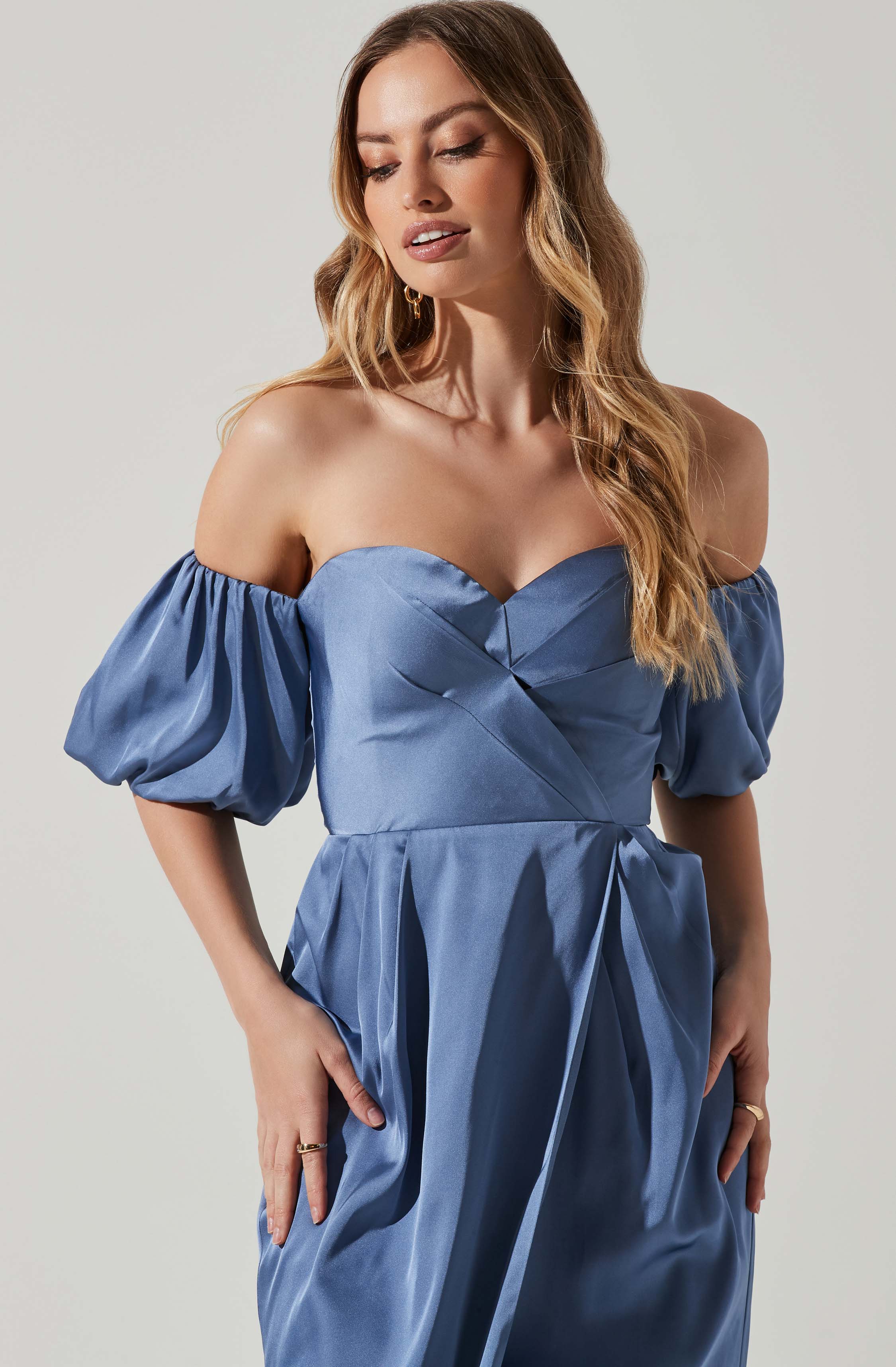Zurina Off Shoulder Puff Sleeve Midi Dress